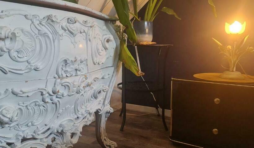 Economy-huone, Logement Hellevoetsluis