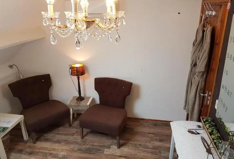 コンフォートルーム, Logement Hellevoetsluis