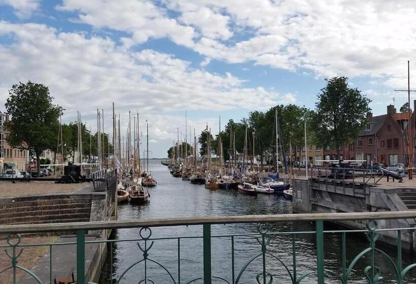 Comfort-huone, Logement Hellevoetsluis