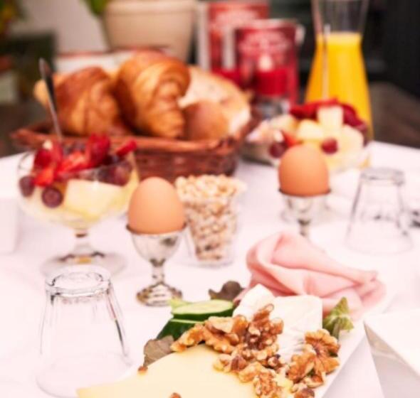 Huoneisto 1 Makuuhuone Pohjakerros, Logement Hellevoetsluis