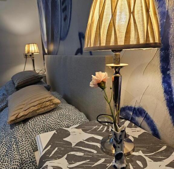 Huoneisto 1 Makuuhuone Pohjakerros, Logement Hellevoetsluis