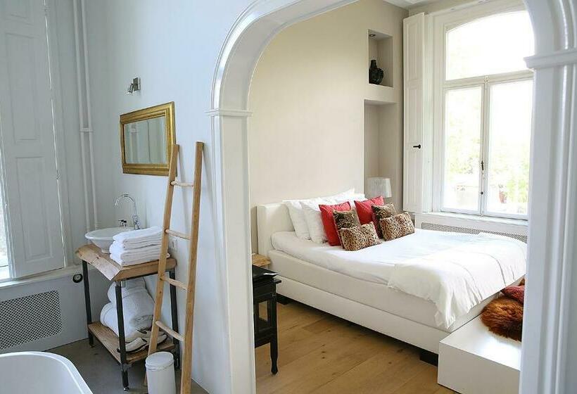 اتاق لوکس, Villa Polder