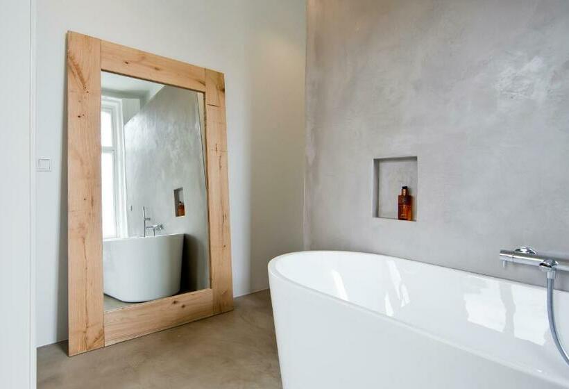 اتاق لوکس, Villa Polder