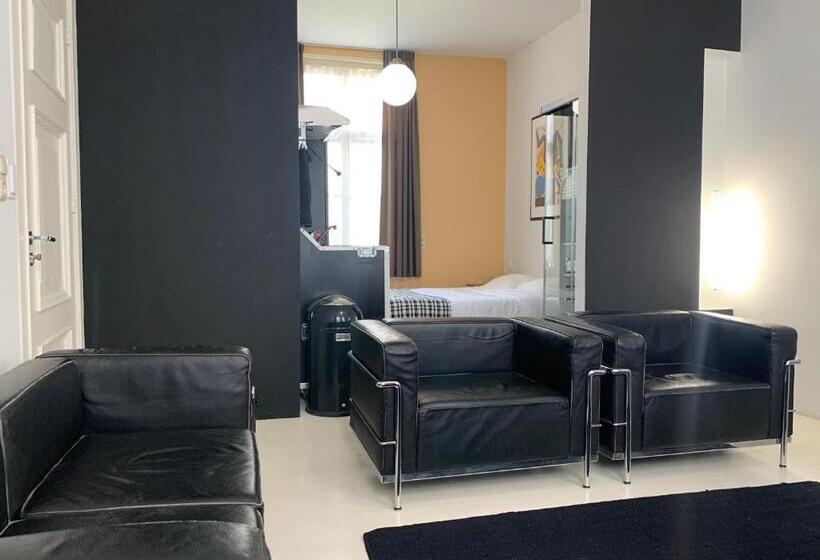 豪华工作室, Zocher6 Bnb A Monumental Town House In The City Center