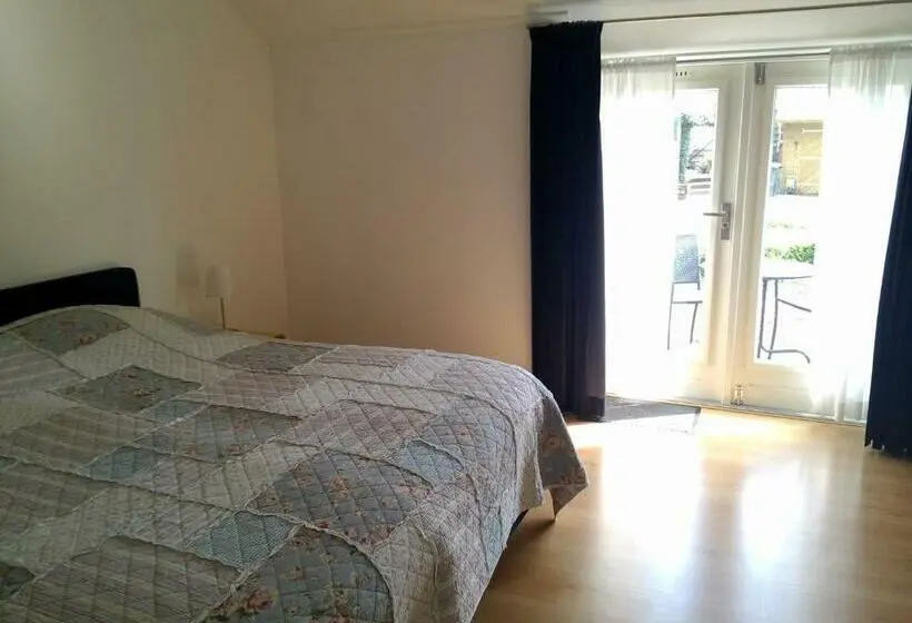 Standard-huone, Bed & Breakfast Uiterburen
