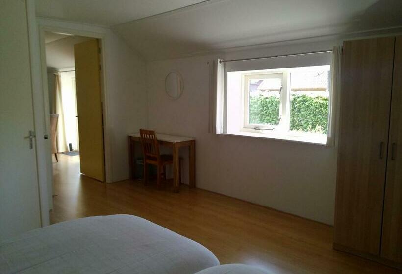 침실 1개 아파트, Bed & Breakfast Uiterburen