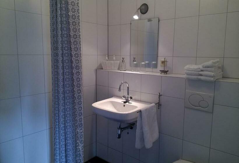 스탠다드 룸, Bed & Breakfast Uiterburen