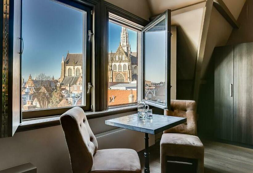 جناح ديلوكس, Brasss Hotel Suites