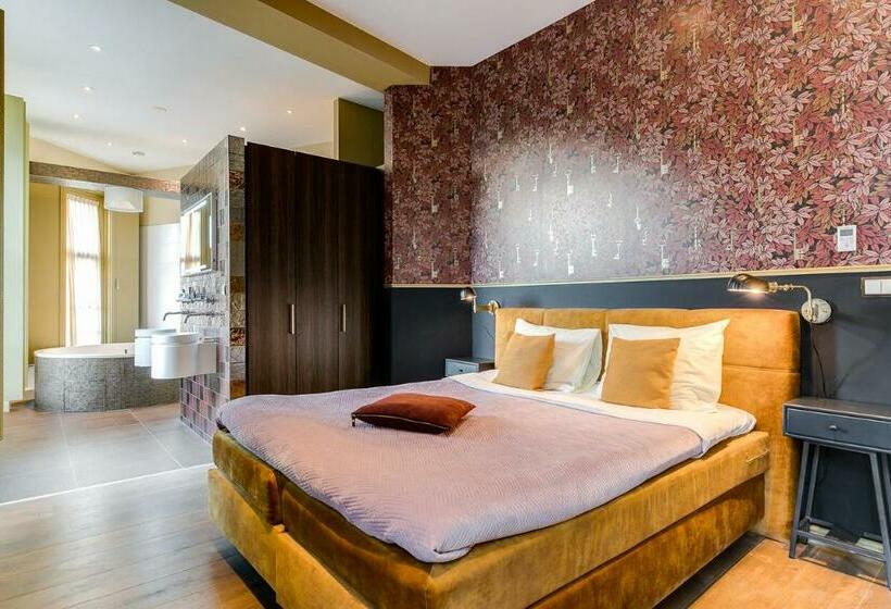 جناح إدارى, Brasss Hotel Suites