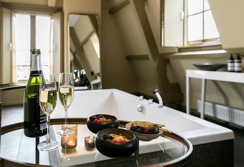 جناح إدارى, Brasss Hotel Suites