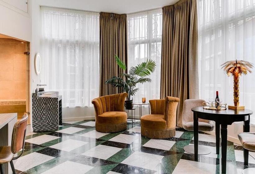 이그제큐티브 스위트, Brasss Hotel Suites