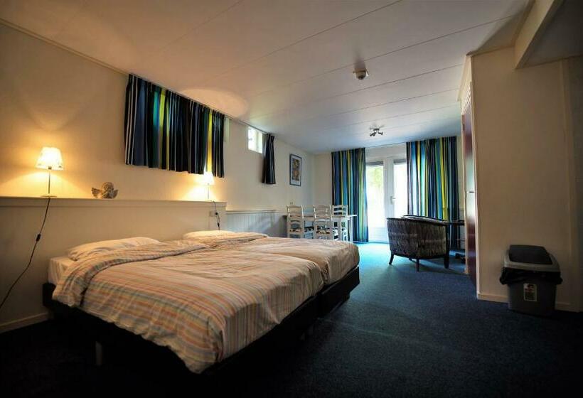 패밀리 룸, Hostel Herberg De Esborg Scheemda