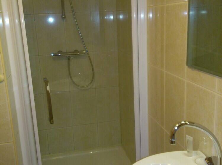 스탠다드 트리플 룸, Hostel Herberg De Esborg Scheemda