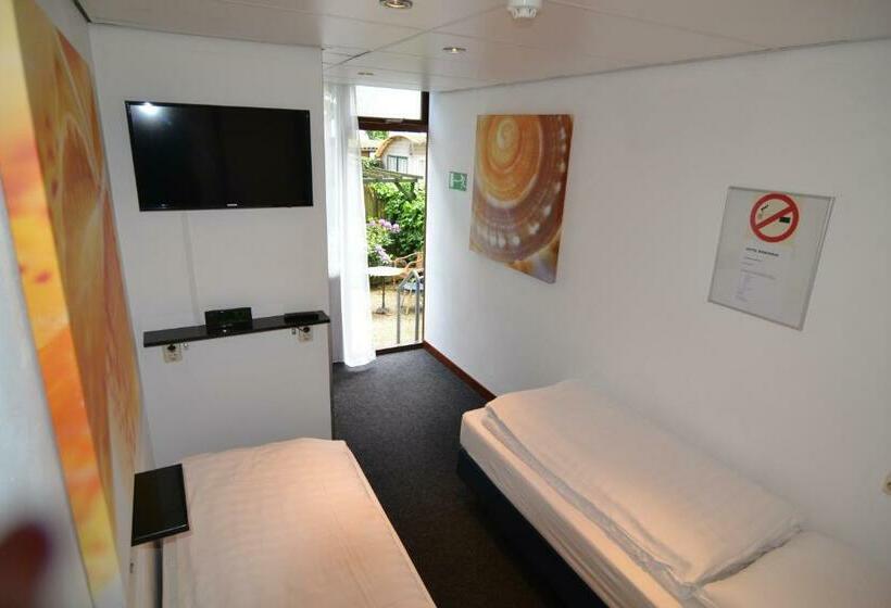 חדר סטנדרט, Bienvenue