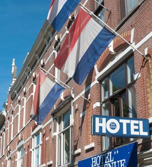 חדר קומפורט לשלושה, Bienvenue