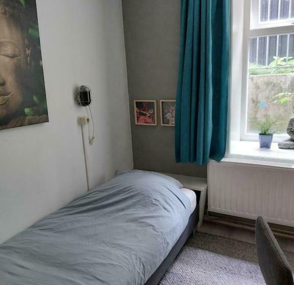 חדר סטנדרט יחיד, Simplon Hostel