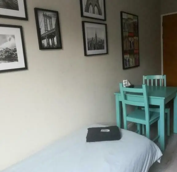 Chambre Triple Standard, Simplon Hostel