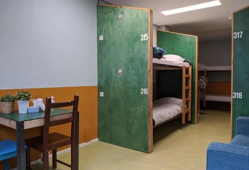 Lit en Chambre Commune, Simplon Hostel