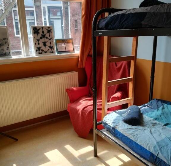 共用房间的床, Simplon Hostel