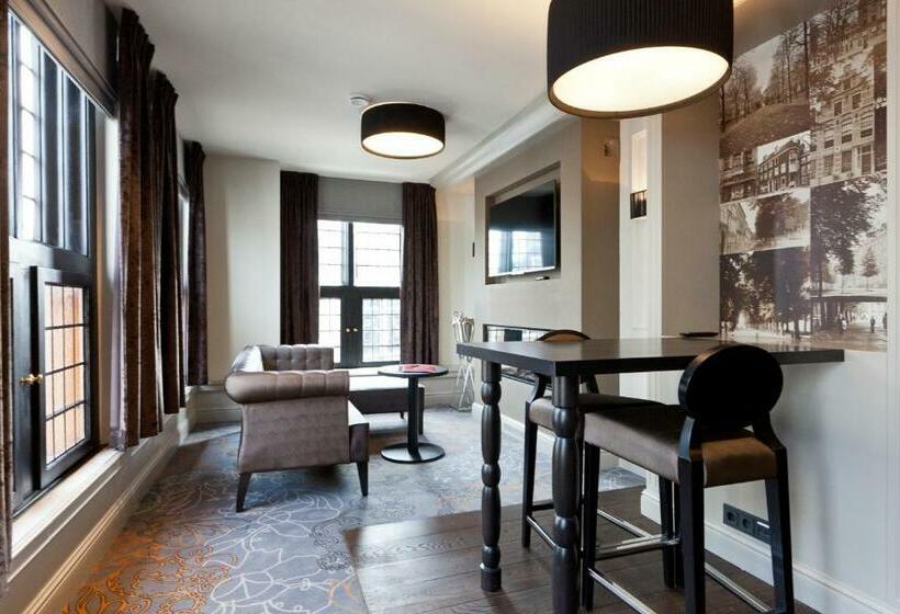 주니어 스위트, T Goude Hooft