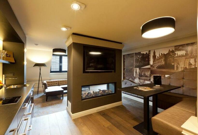 이그제큐티브 스위트, T Goude Hooft