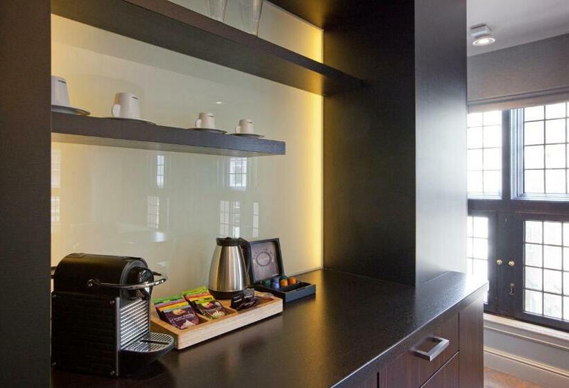 주니어 스위트, T Goude Hooft