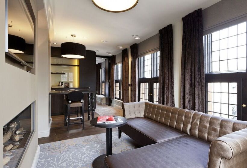 주니어 스위트, T Goude Hooft