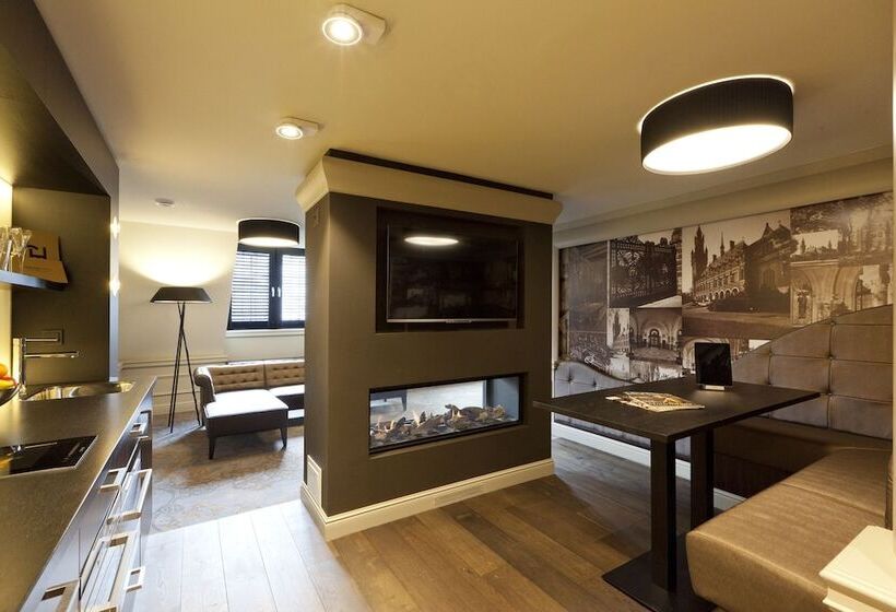 이그제큐티브 스위트, T Goude Hooft