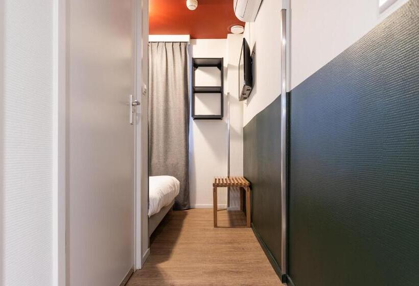 اتاق استاندارد, Weber Hotel 117