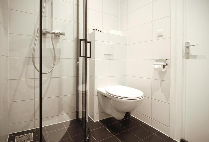 اتاق عادی, Weber Hotel 117