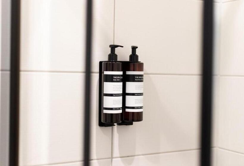 اتاق عادی, Weber Hotel 117