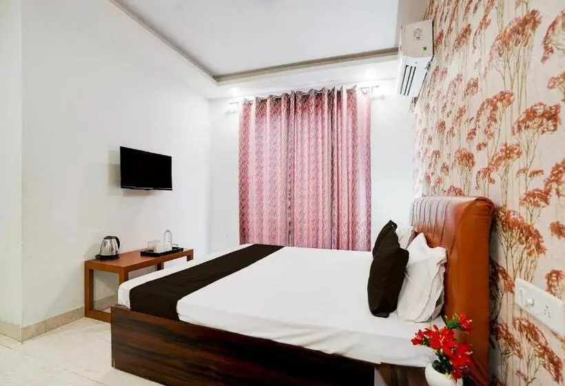 トリプルクラシックルーム, Oyo Flagship Alankrita Resort