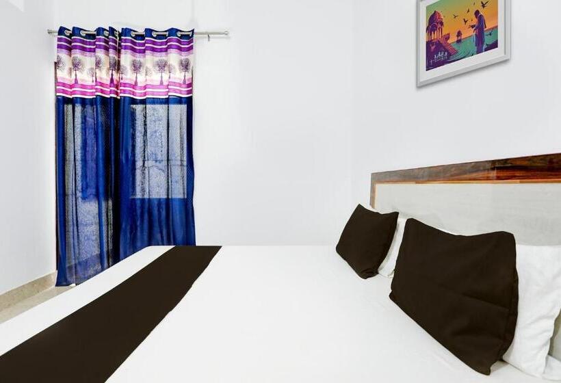 トリプルクラシックルーム, Oyo Star