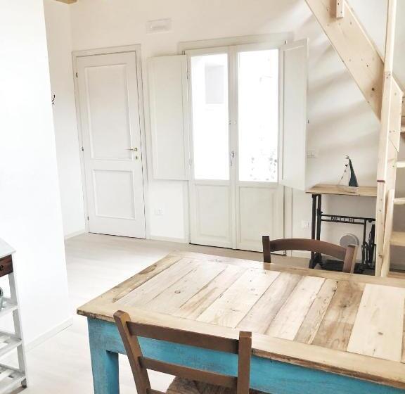 Номер Стандарт Вид на Озеро, Casa Barteèi