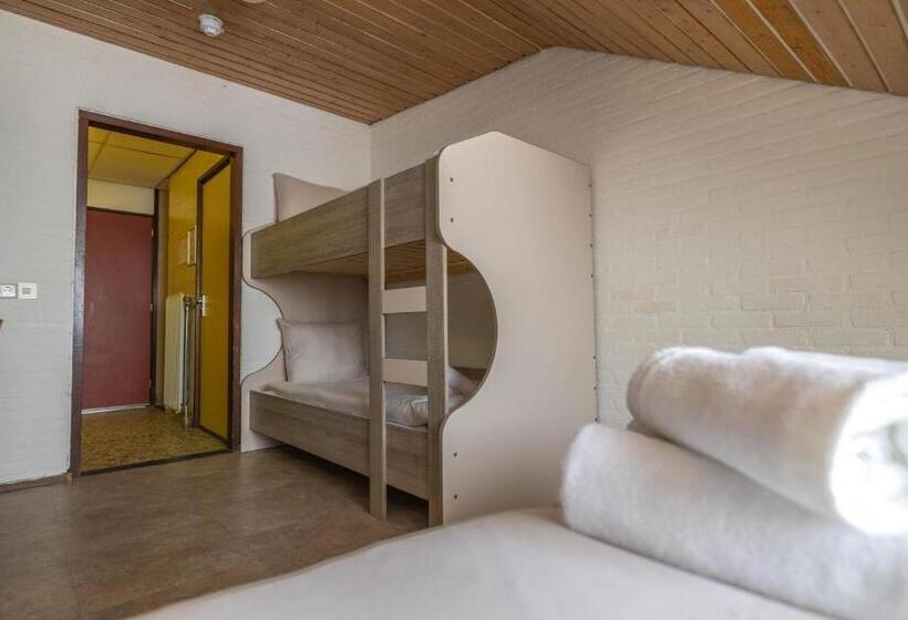 패밀리 룸, Oer T Hout