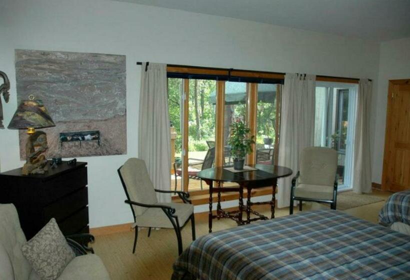 标准间, Gîte Au Pied Du Courant De Gilbert Desjardins