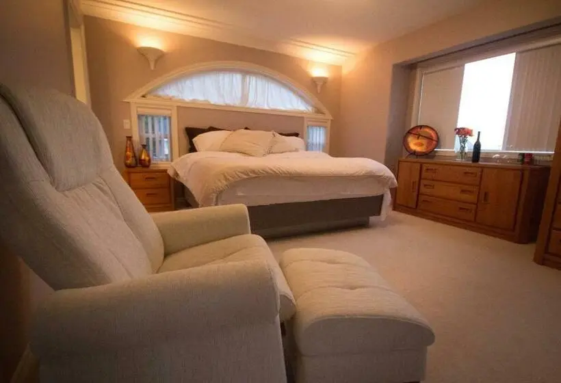 Deluxe Suite Sea View, Eagle Close Executive B&b
