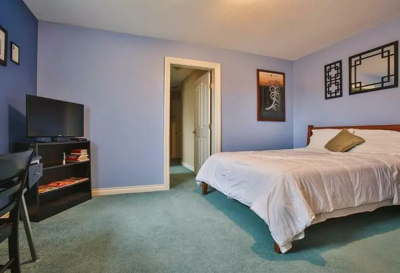 سوییت لوکس, Eagle Close Executive B&b