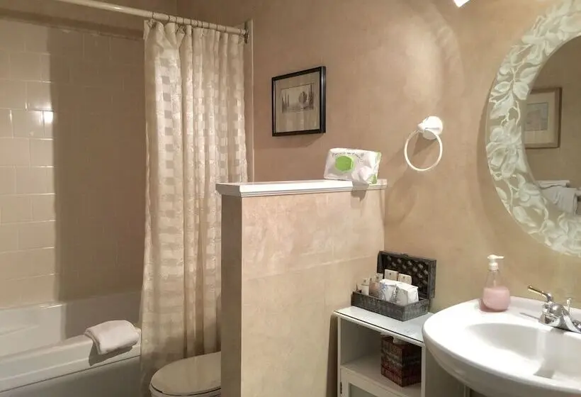 スーペリアの4人部屋, Evergreen Bed & Breakfast