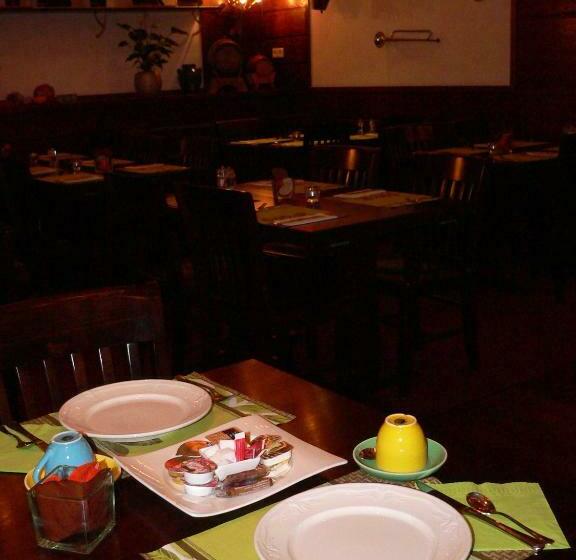 חדר סטנדרט, Café Restaurant De Kroon