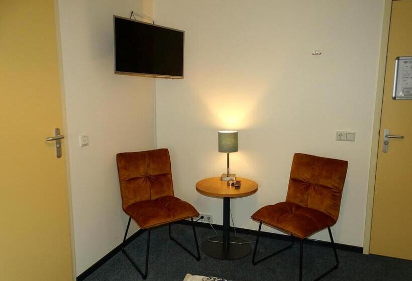 חדר סטנדרט, Café Restaurant De Kroon