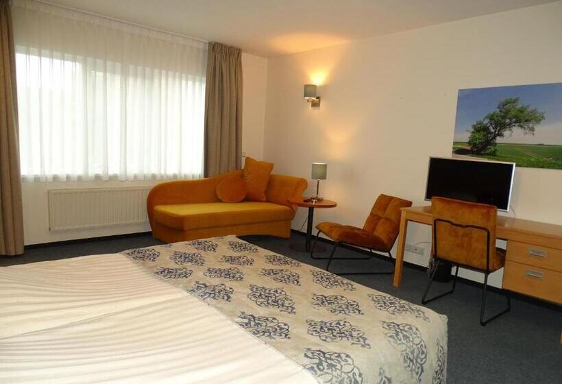 חדר דלוקס, Café Restaurant De Kroon