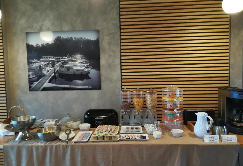 シングルデラックスルーム, Le Port De Decize