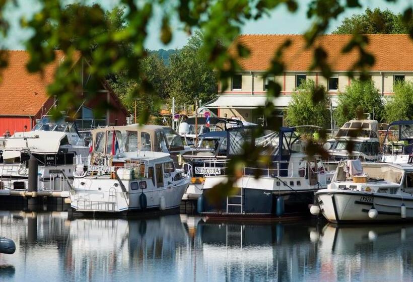 Номер Стандартный с Видом, Le Port De Decize