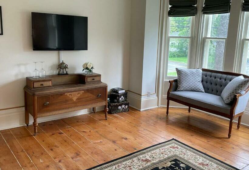 스탠다드 룸, Manoir Sweetsburg