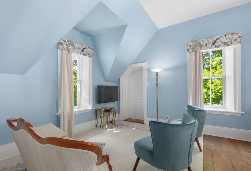 디럭스 룸, Manoir Sweetsburg