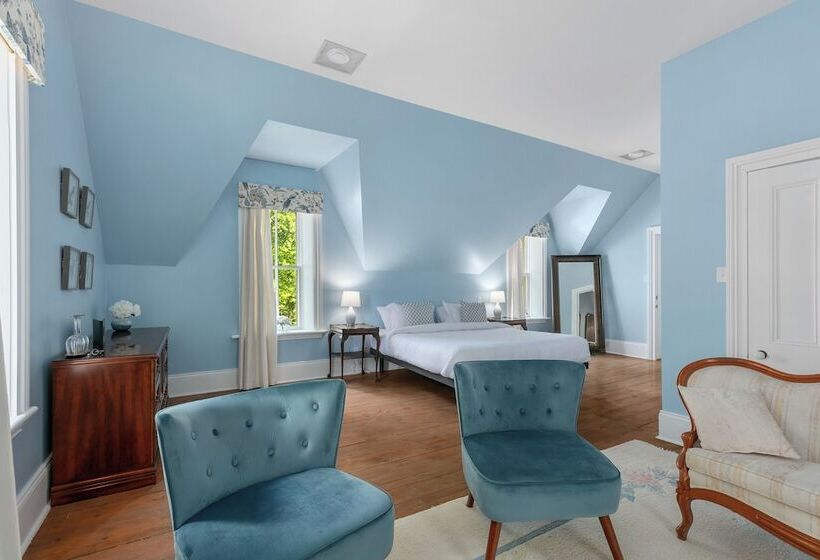 Номер Deluxe, Manoir Sweetsburg