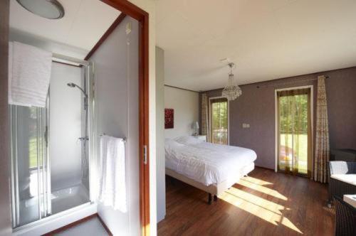 غرفة قياسية, Recreatiepark Wiringherlant