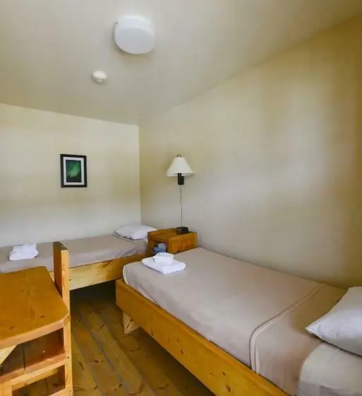 اتاق استاندارد با سرویس بهداشتی مشترک, The Bunkhouse