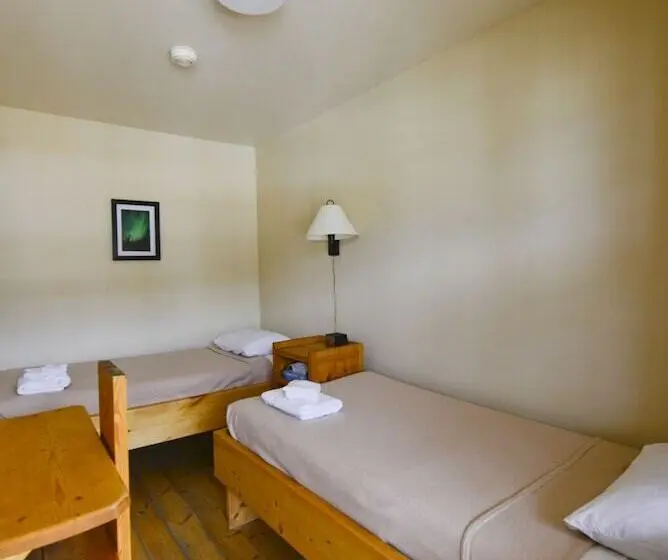 اتاق استاندارد, The Bunkhouse